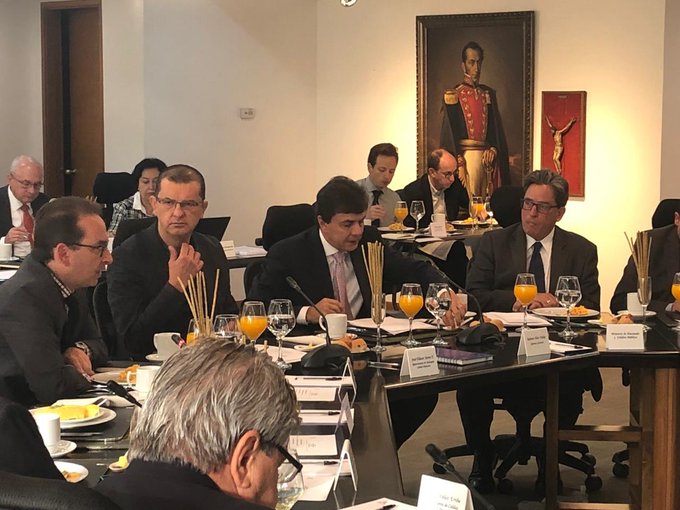 Gobierno y FNC anuncian medidas a corto, mediano y largo plazo para sector cafetero